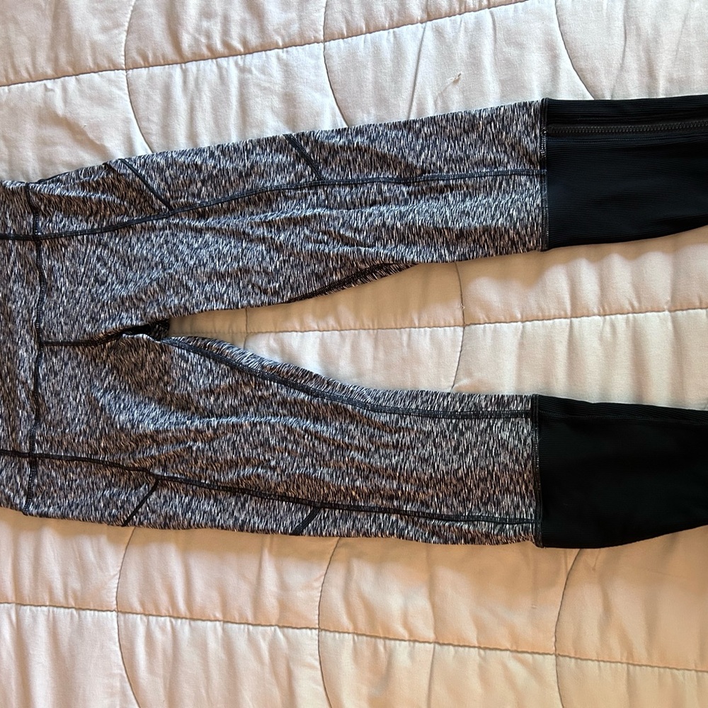 Lululemon Athletica Black and White Patterned Leggings
